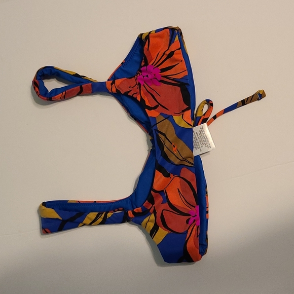 O'Neill Bikini Top Girls Size 10 - Picture 3 of 3